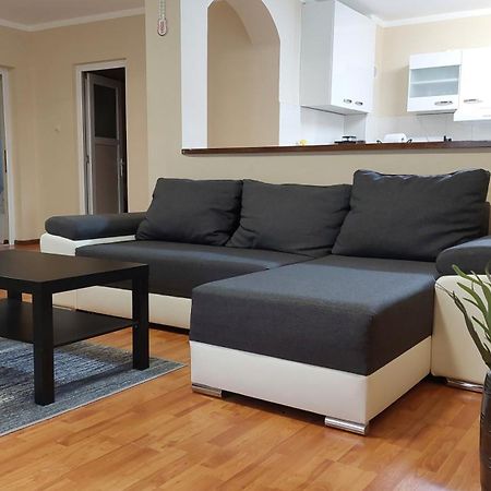 Casa Mario Apartment Oradea Luaran gambar